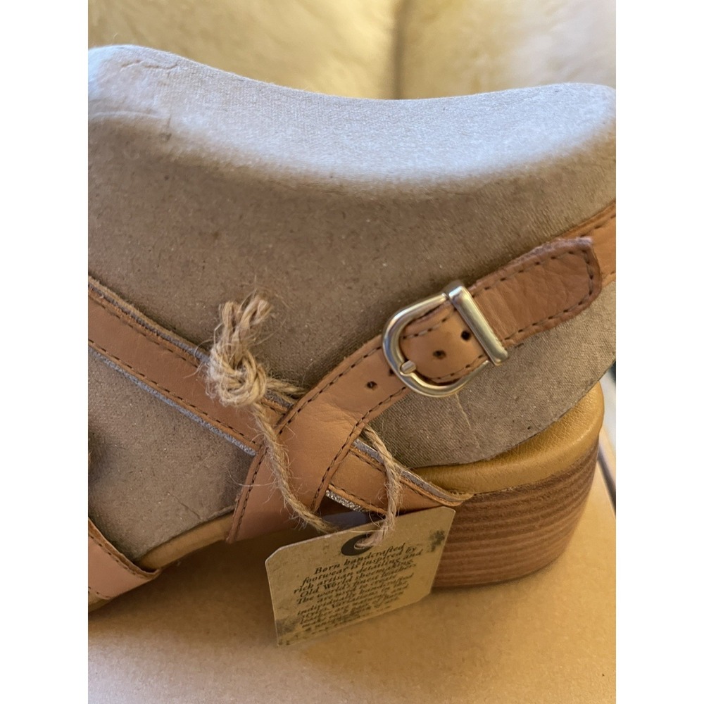 Born Sofia Sandals Womens Natural Nude Artisan Metallic Block Heel Sz 10 - Picture 5 of 8